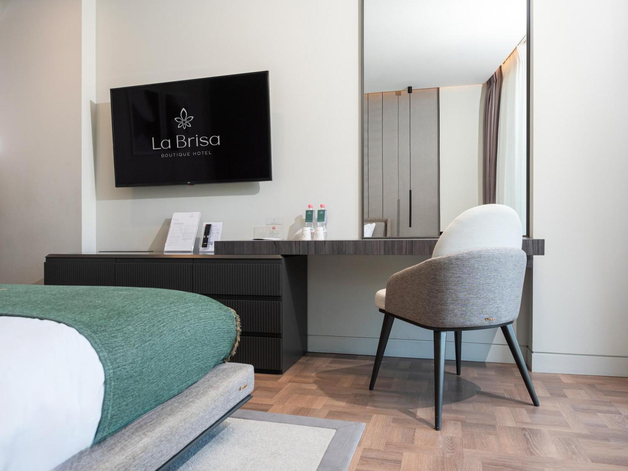 La Brisa Boutique Hotel Dhërmi Eksteriør billede