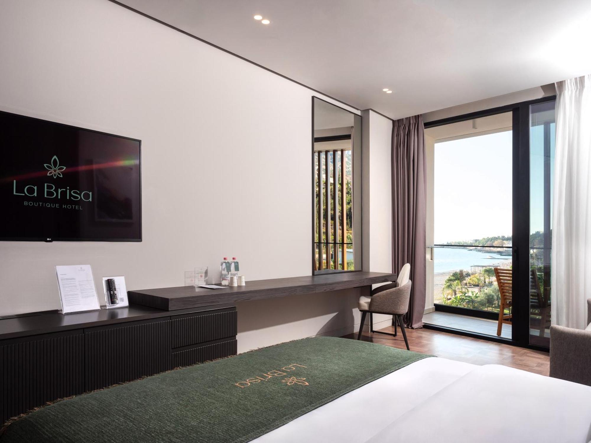 La Brisa Boutique Hotel Dhërmi Eksteriør billede