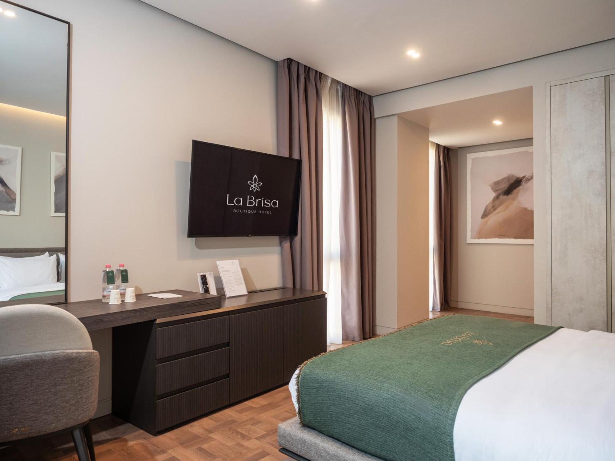 La Brisa Boutique Hotel Dhërmi Eksteriør billede